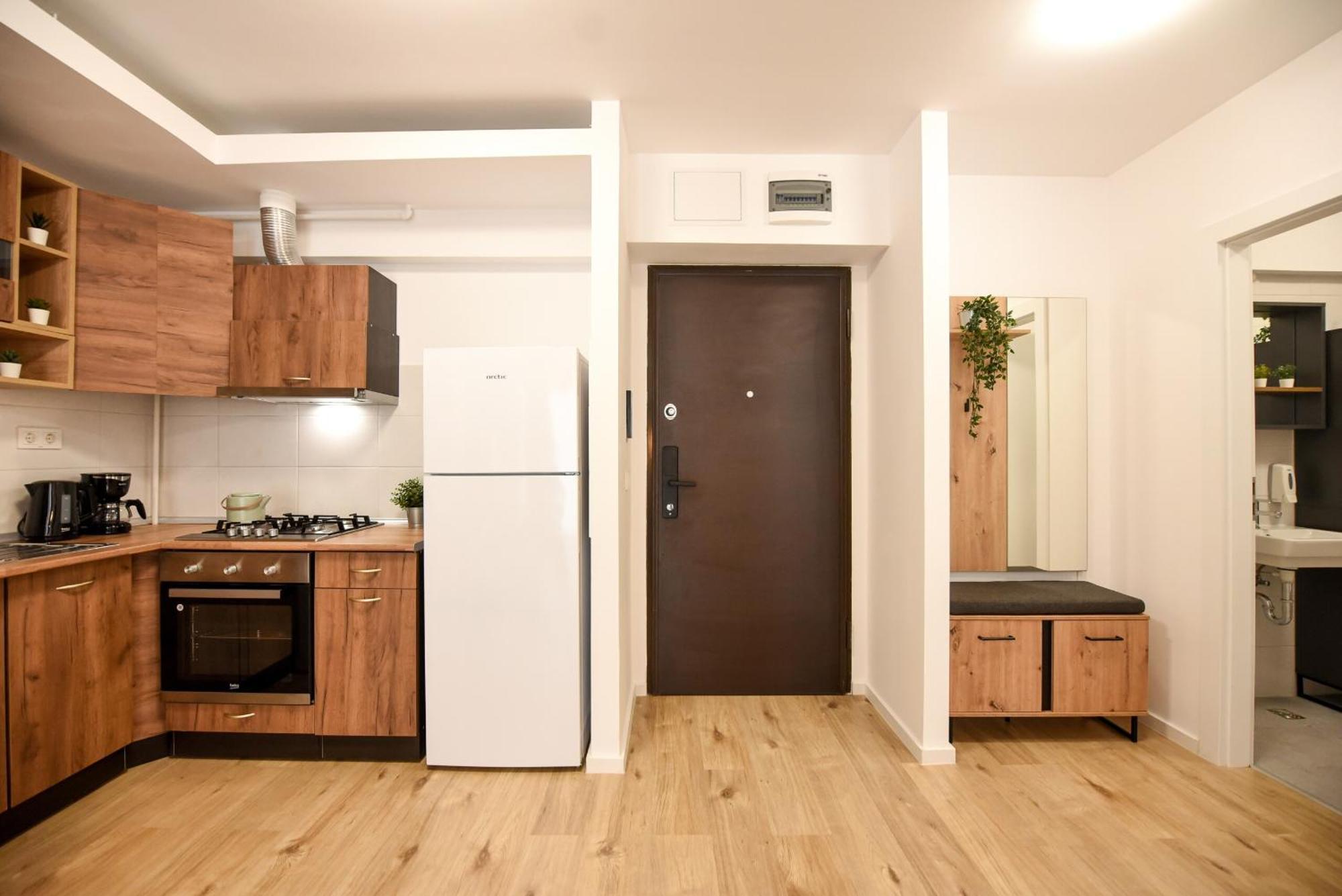 Perfect Stay: Urban Heaven In Aviatiei Business Area Bucarest Habitación foto