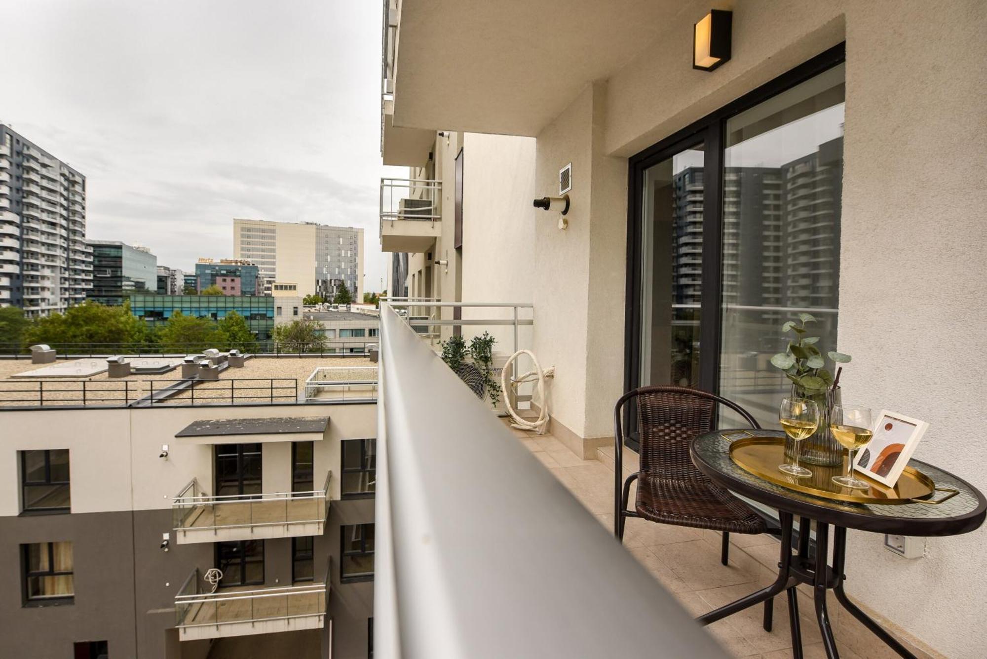 Perfect Stay: Urban Heaven In Aviatiei Business Area Bucarest Habitación foto