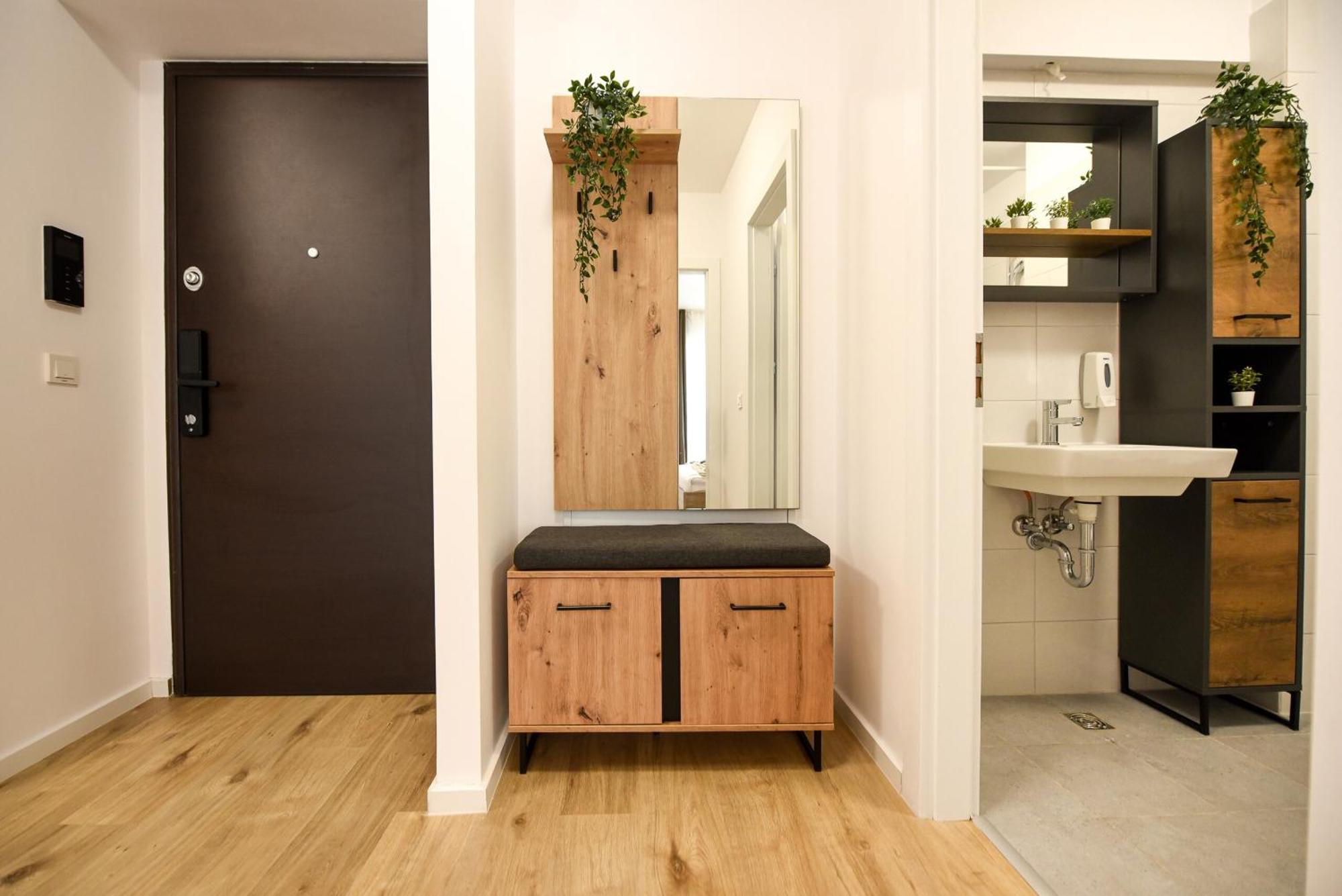 Perfect Stay: Urban Heaven In Aviatiei Business Area Bucarest Habitación foto
