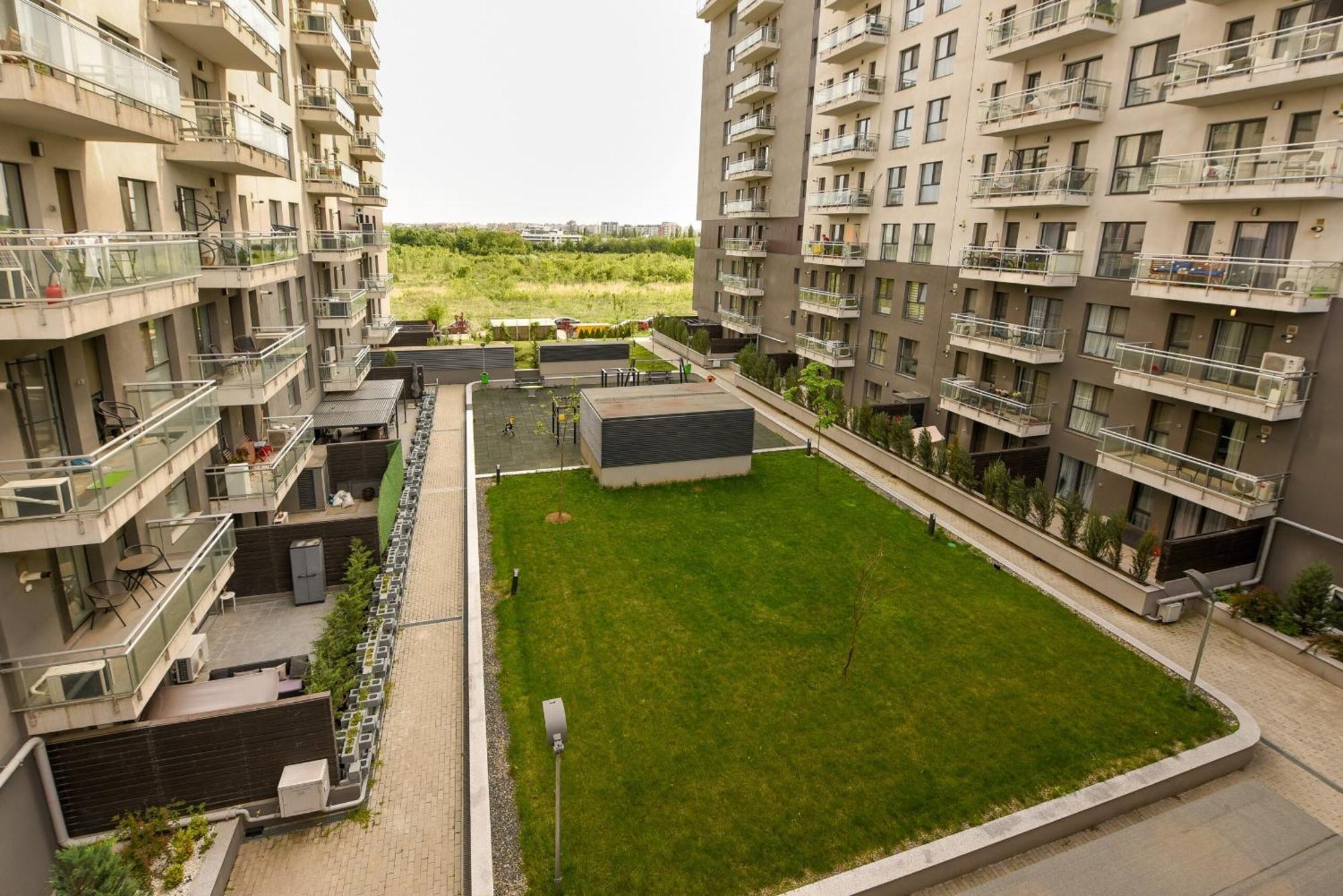 Perfect Stay: Urban Heaven In Aviatiei Business Area Bucarest Habitación foto